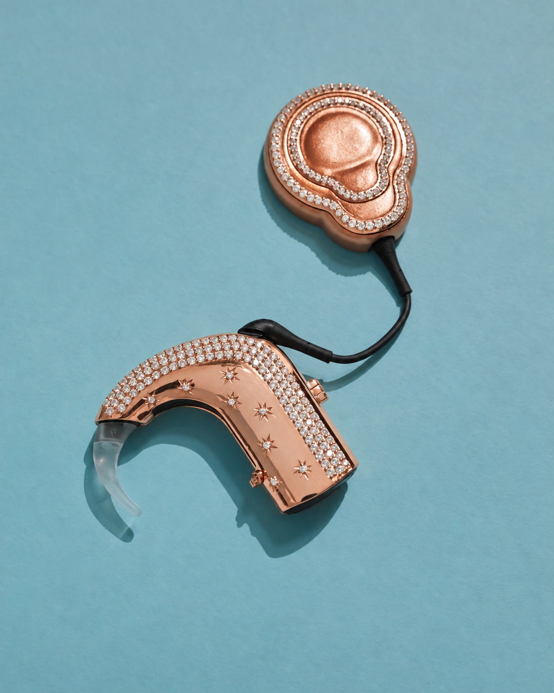 Cochlear Signature — Left / Rose gold vermeil / White, digitally recoloured product preview
