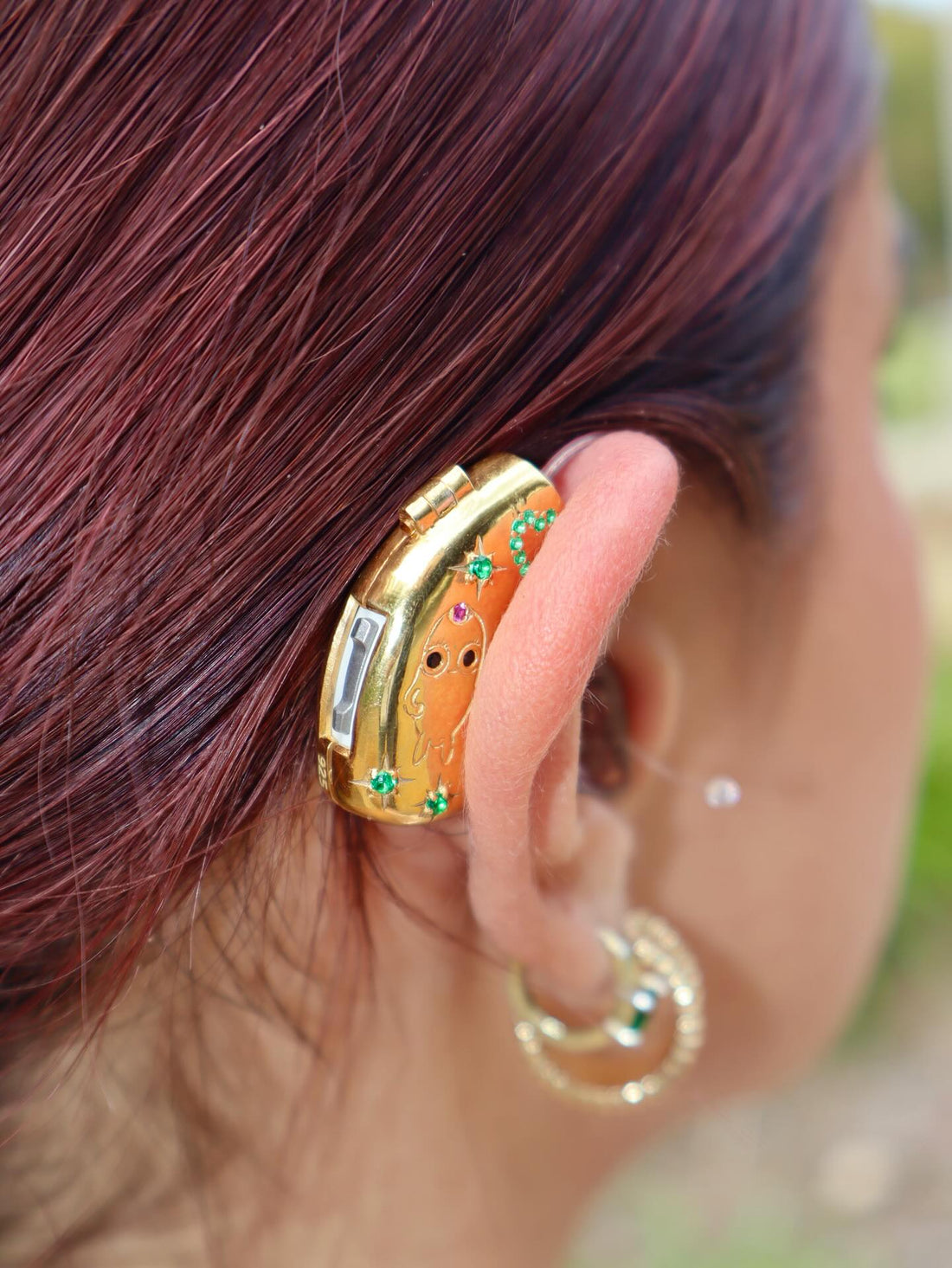 Auzi jewellery for hearing care clinics and audiologists